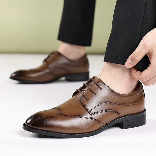 Spring Autumn New Dress Shoes for Man Solid Color Business Fashion Casual Leather Shoes Male Cusp Lace Designer Wedding Shoe Man