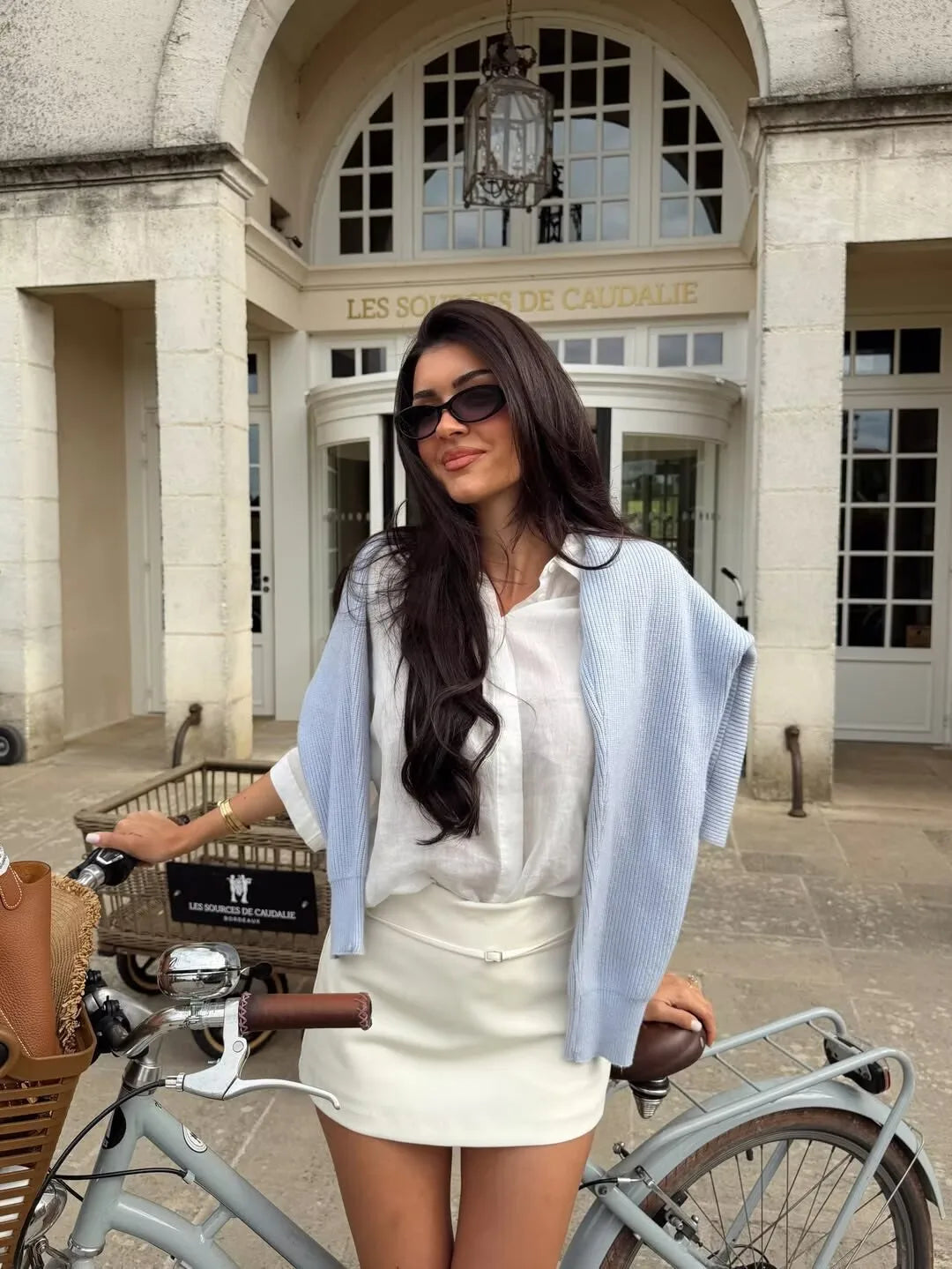 YENKYE صيف 2026 تنانير قصيرة نسائية سادة بخصر متوسط مع حزام falda mujer
