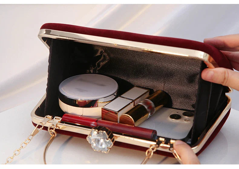Luxury  Women Evening Bag Velvet Elegant Wedding Party Dress Banquet Clutch Bag Fashionable Metal Long Chain and Handle Purse