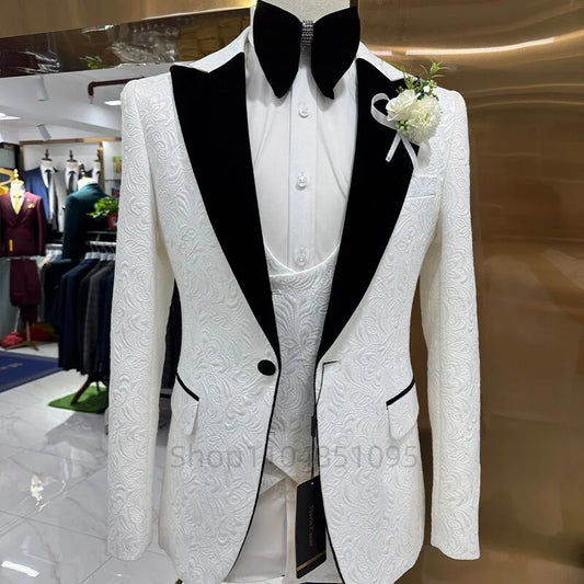 Ivory Jacquard Men Suits Peak Lapel Business Wedding Groom Tuxedos Slim Fit Blazer Vest Pants for Prom 3 Pieces Costume Homme