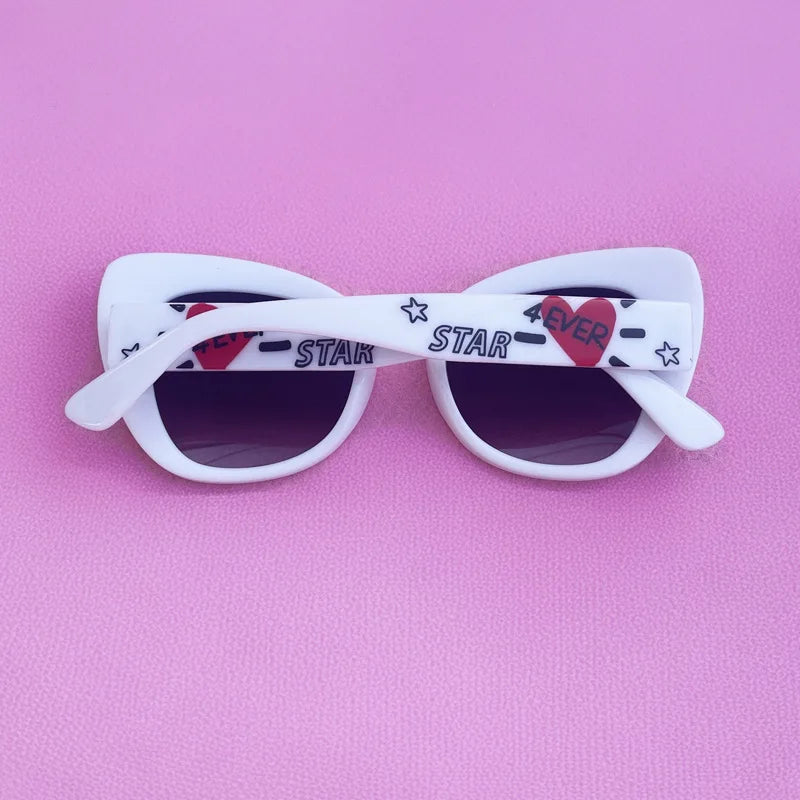 Ins 2025 New Hand-drawn Graffiti Sunglasses Unique Text Personality Fashion Sun Glasses Women Men Cat Eye Gafas De Sol UV400
