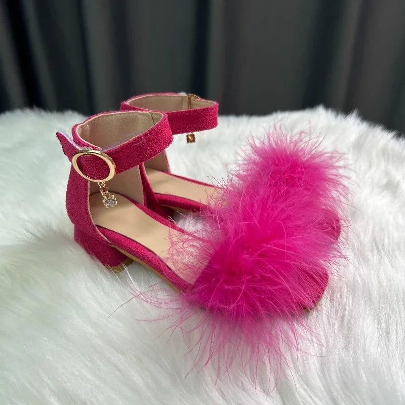 New Girls Low-heels Sandals Summer Fluffy Kids Princess Catwalk Shoes Open-toe Versatile Children Fashion Wedding Party Sandals