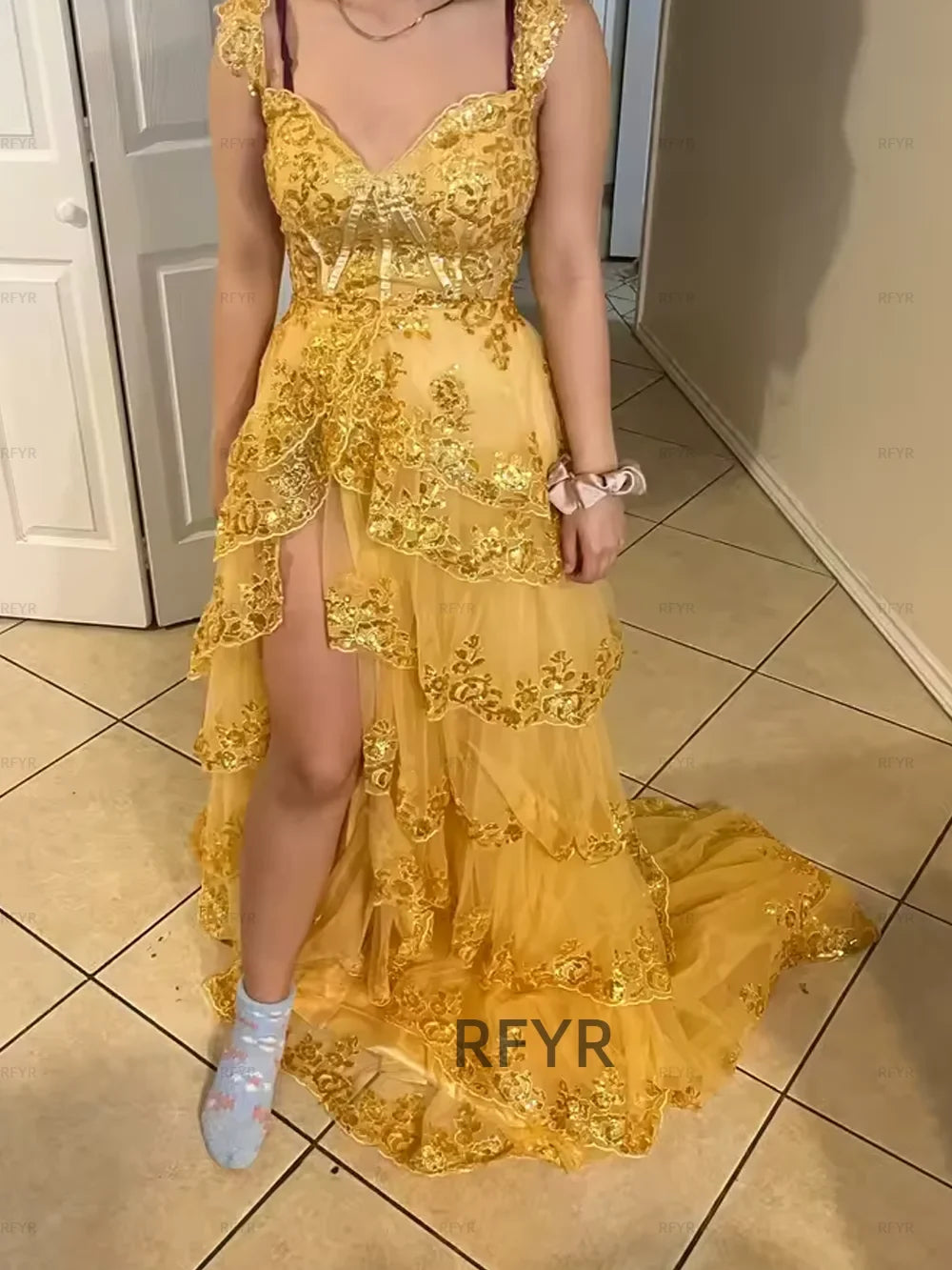 Purple Evening Gown Beach Sequin Tiered Prom Dress Spaghetti Strap Pleats Appliques Evening Dress with Side Slit Customized