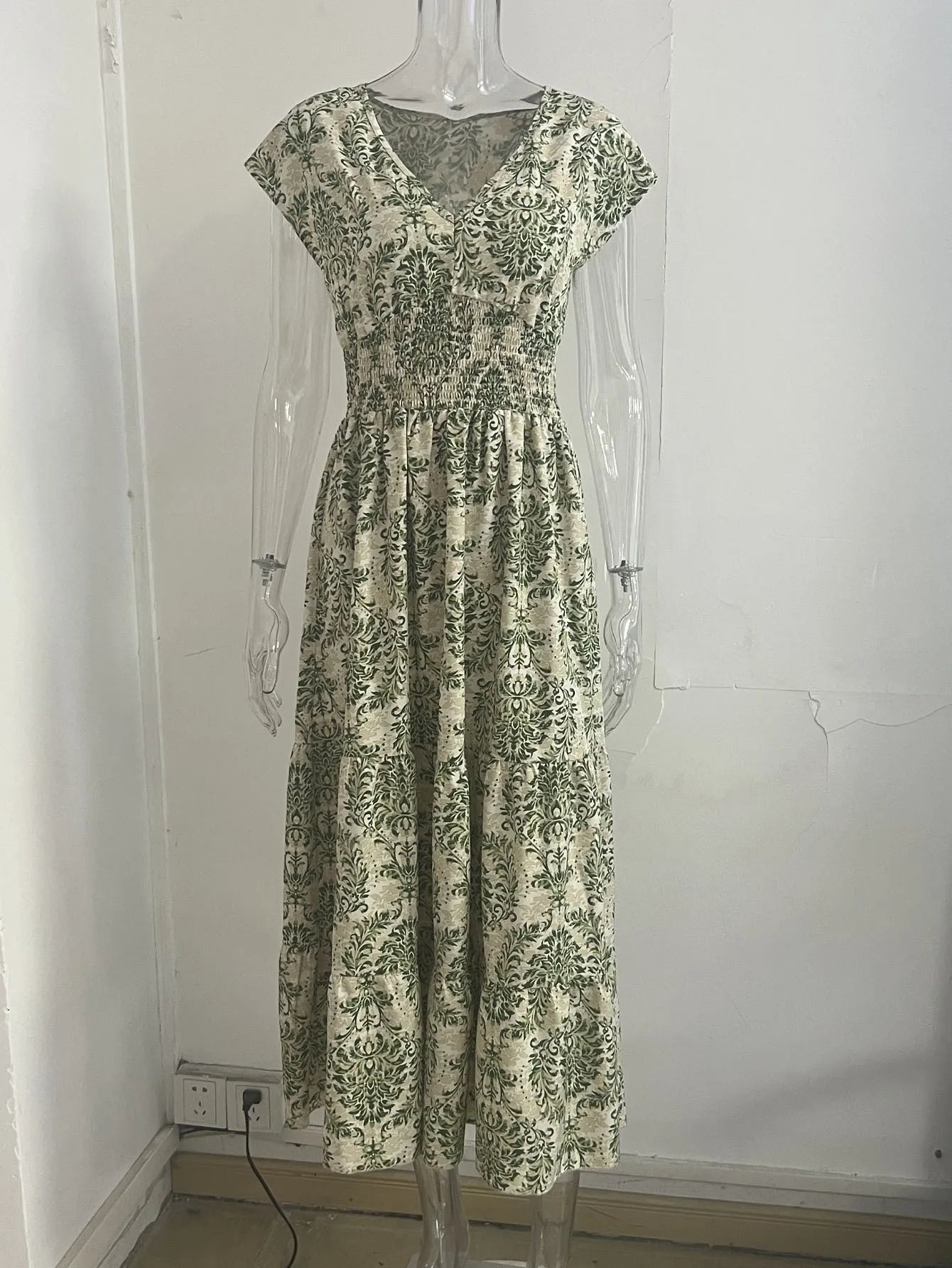 2026 Vintage Printed Dress Fashionable and Elegant V-Neck Short-Sleeved Jumpsuit Long Skirt Women's Clothing