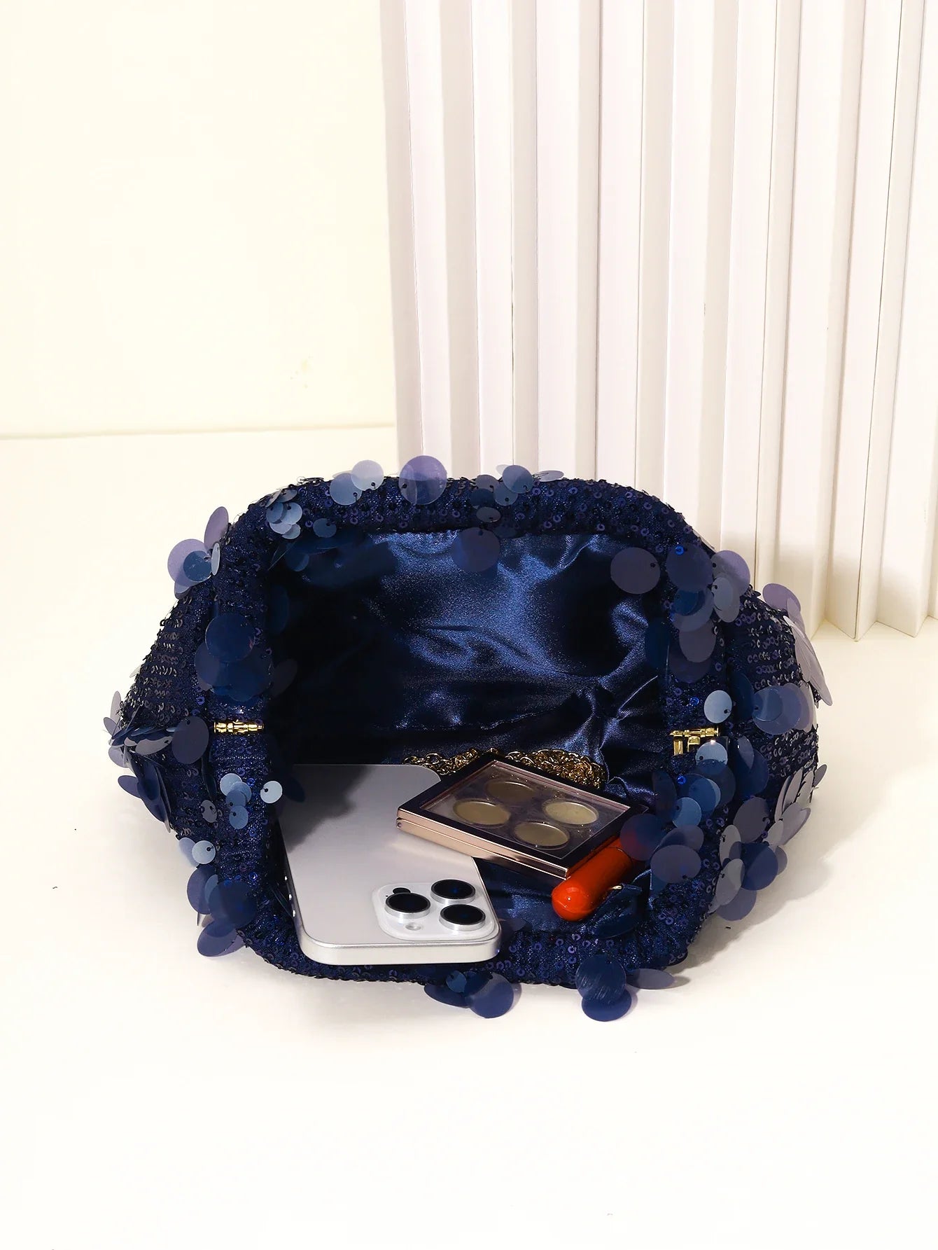 Dinner bag Fashion sequin messenger bag Women's simple handbag, large sequin clutch bag Versatile chain shoulder messeng  bag