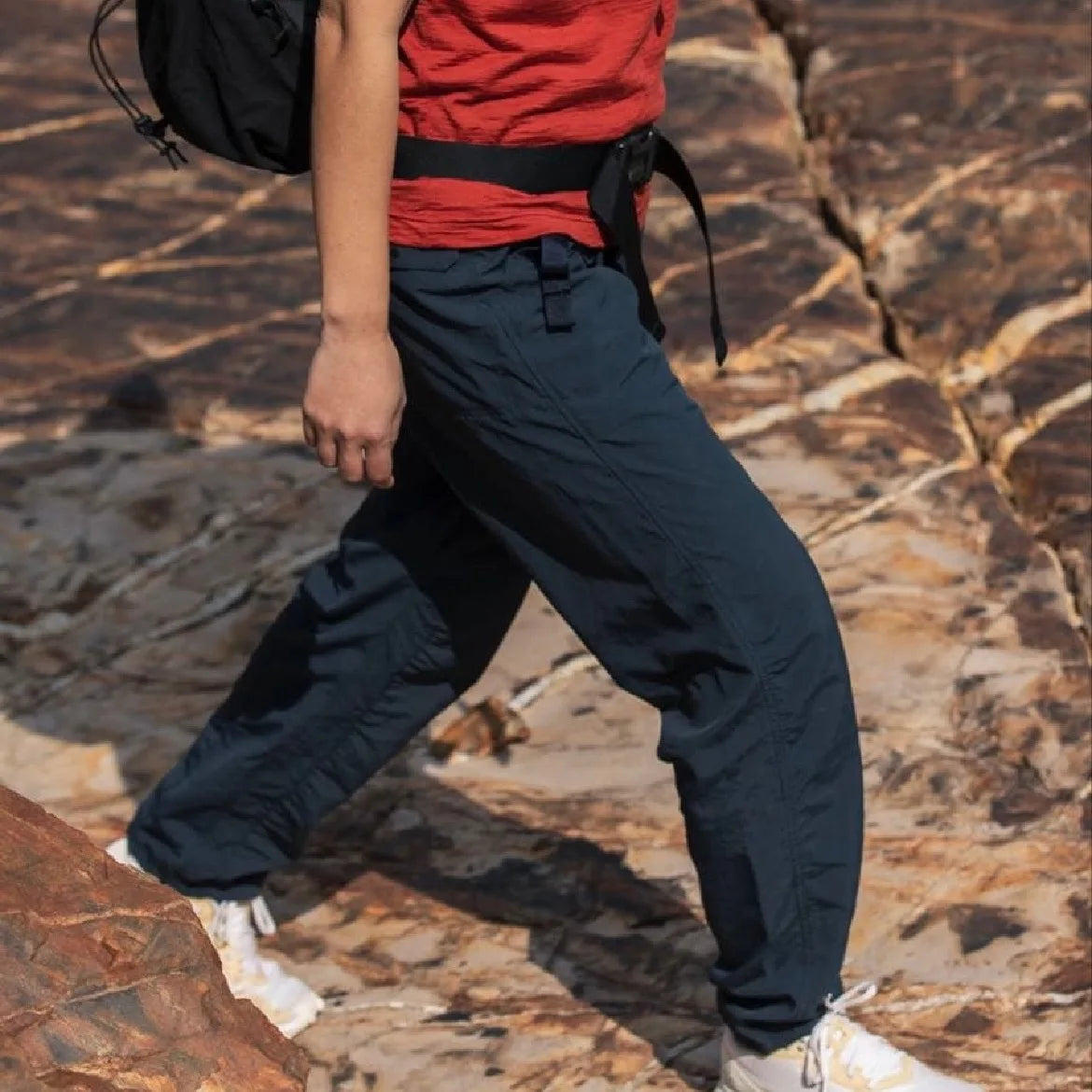 Spring 2026 Outdoor Lightweight Quick Dry Cargo Pants Multiple Pockets City Casual Style Polyester Fiber Straight Leg
