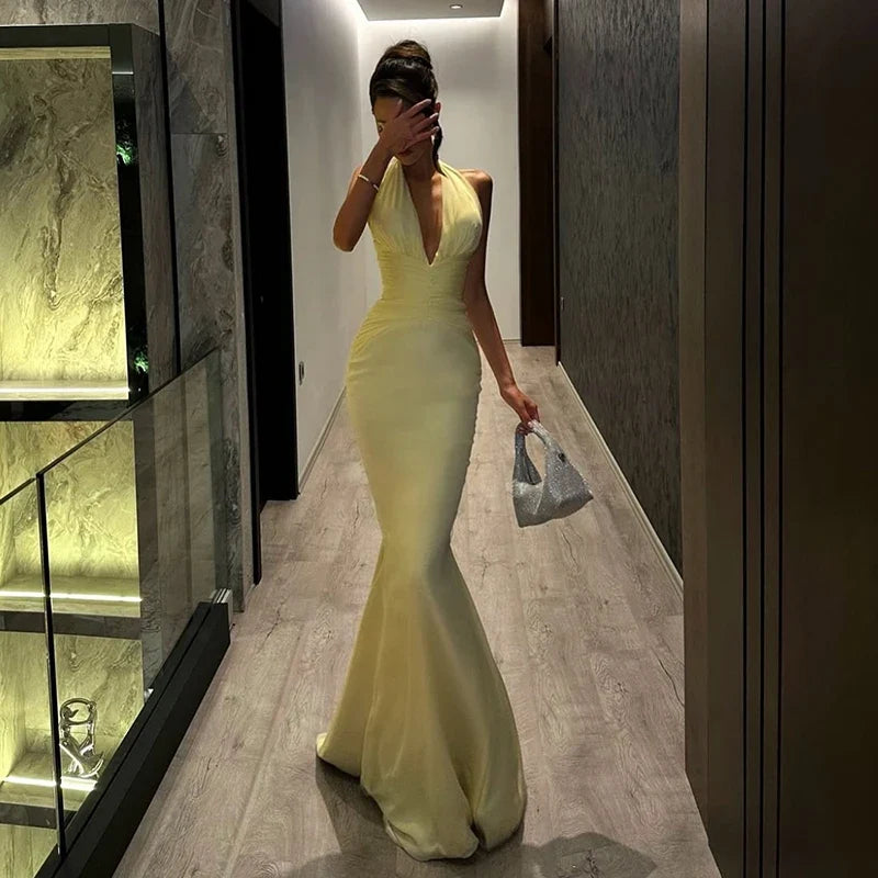 Sexy Mermaid Prom Evening Dresses Saudi Arabia Halter Neck Backless Party Dress Women Cocktail Prom Gowns Customized