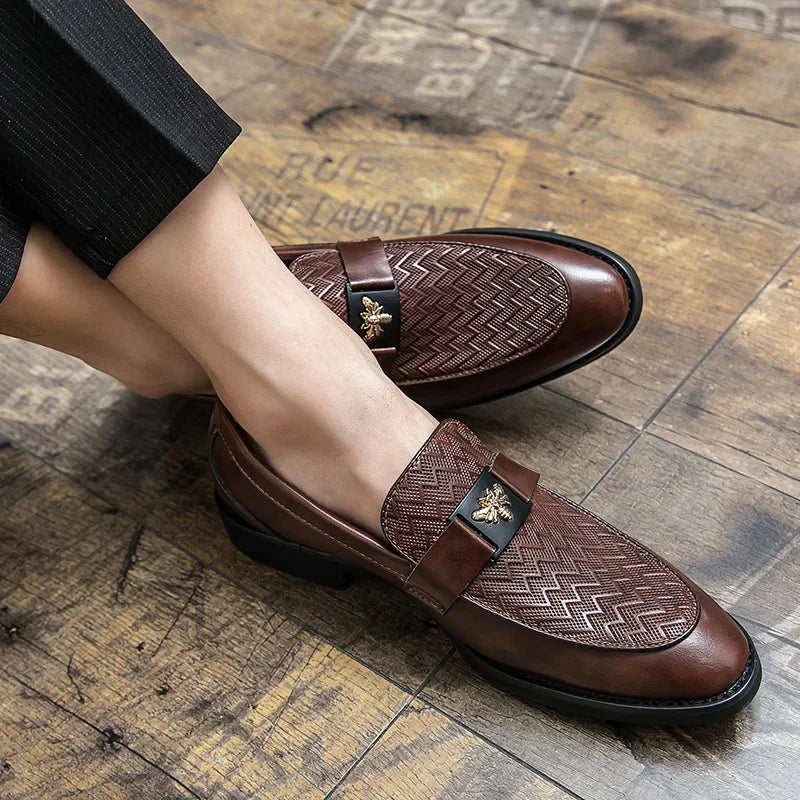 Men's Business Casual Shoes Autumn British Style Pointed Toe Formal Leather Shoes Easy to Wear Black Suit Wedding Shoes