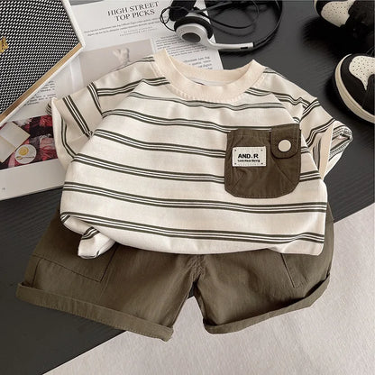 Children's Short Sleeved Round Neck Striped T-Shirt and Casual Shorts Set, Fashion Clothes, Summer, New, 0-5 Years Old