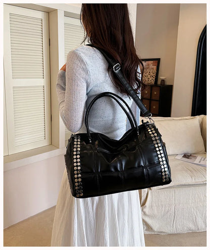 New Y2K Fashion Retro Rivet Tote Bag Women's High-end Handbag Large Capacity Motorcycle Shoulder Bag Daily Commute Crossbody Bag