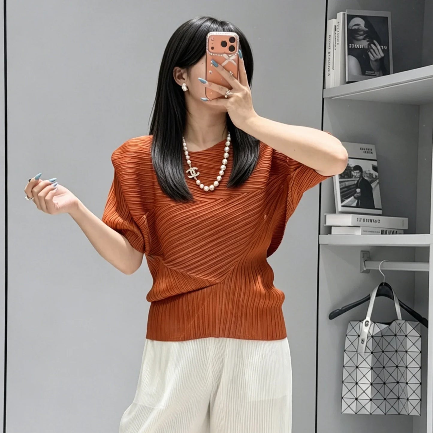 Miyake Pleated Top 2026 New Round Neck Short Sleeve Batwing T-Shirt Women Summer Lightweight Vacation Travel Women's Clothing