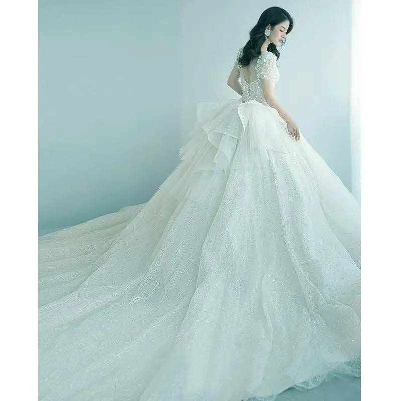 Luxury Short Sleeve Wedding Dress 2026 New Bridal Dress V Neck Beading Shinning Ball Gown Sweep Train Vestido  Noiva Customized