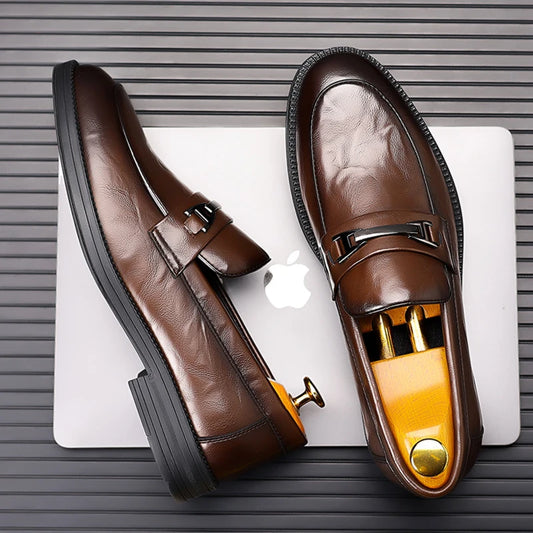 Men's Casual Leather Shoes 2026 New Spring Season Loafers for Men with Slip-On Flats British Style Men Walking Shoes Moccasins