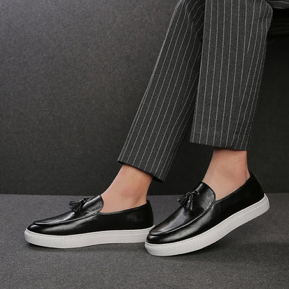 Zapatos De Hombre Loafers Men's Tassel Slip-On Comfortable Men Leather Shoes Casual Shoes Fashion Oxford Shoes Large Size 38-47