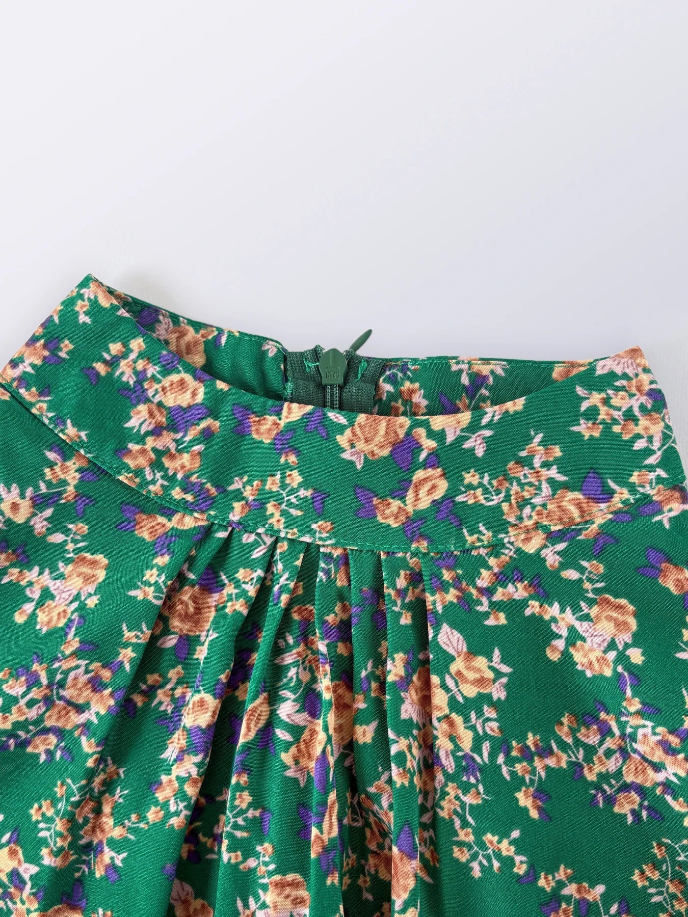 Floral Stand Up Collar Bridesmaid Dress 2026 Spring Summer Elegant Long Sleeve Waist Cinched Pleated Dresses Valentine's Day