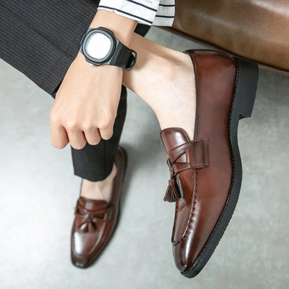Mens Luxury Tassel Flats Leather Casual Office Designer Brogue Loafers Moccasin Wedding Oxford Footwear Dress Shoes for Men 2022