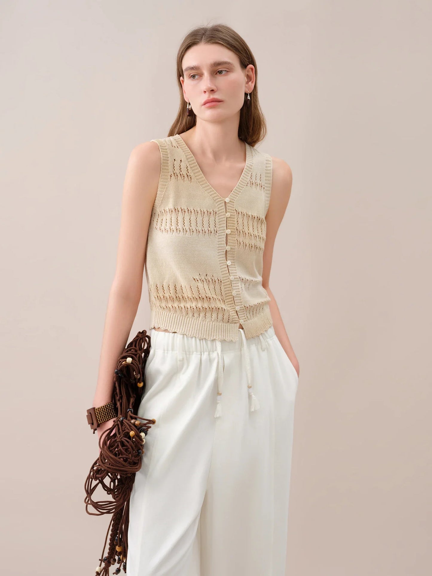 2026 Summer Women's Relaxed Fit Knitted Vest - Vacation Style Sleeveless Top for Resort Outings