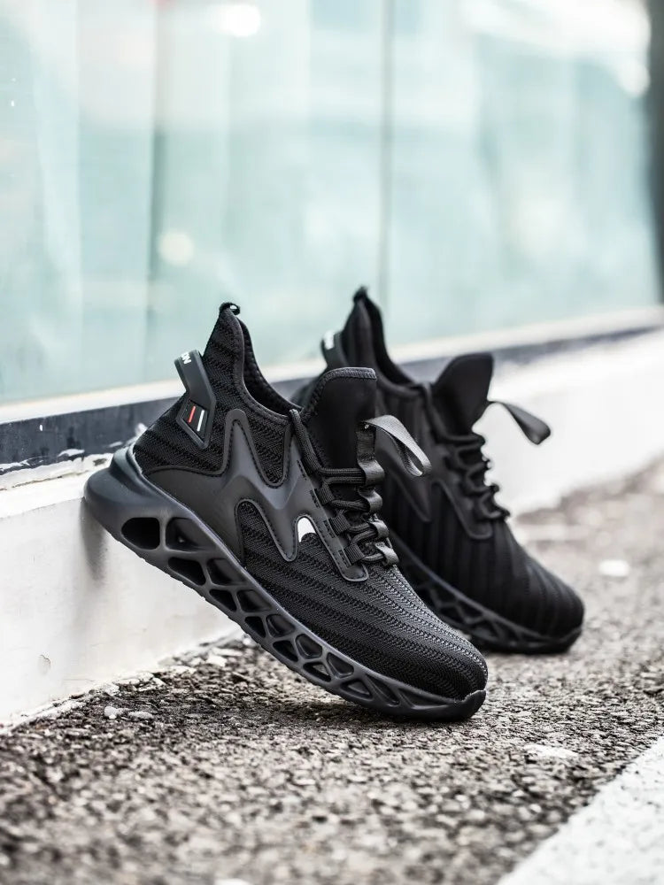 Lightweight Breathable Sneakers Work Hiker Boots Puncture-proof Outsole Construction Work Shoes Men Protection Safety Shoes