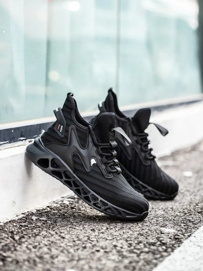 Lightweight Breathable Sneakers Work Hiker Boots Puncture-proof Outsole Construction Work Shoes Men Protection Safety Shoes