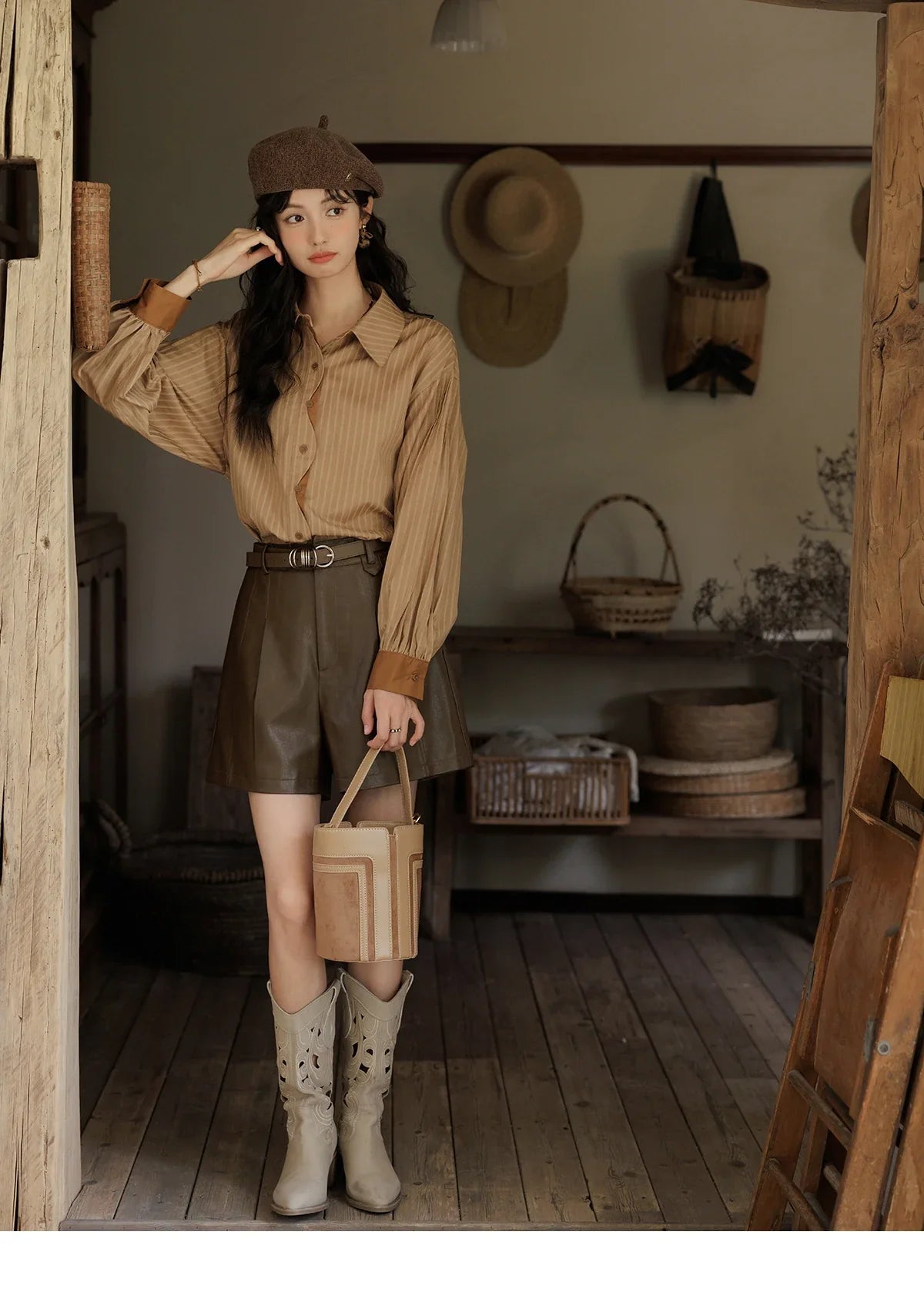 Striped Casual Shirt for Women 2024 Autumn Retro Lapel Long Sleeve Top Contrasting Cuffs Shirts Office Lady MXD42C0301