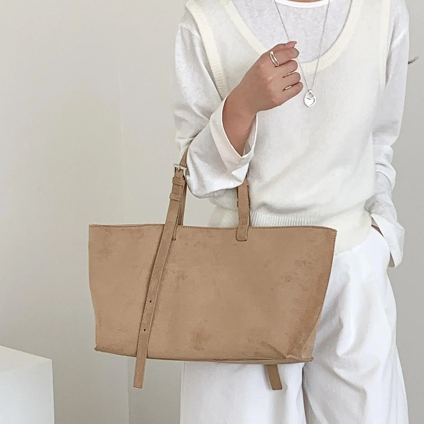 Retro Faux Suede Tote Women Bag Large Capacity Shoulder Bags for Women 2026 Matte Texture Designer Handbags and Purses Shopper