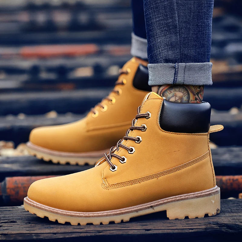 Designer Leather Mens Spring Fall Ankle Boots Trekking Yellow Coffee Designer Tactical Boots Outdoor for Men Work Shoes Sneakers