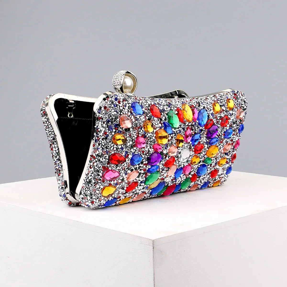 Full Diamonds Evening Bags Acrylic Flower Rhinestones Clutch Bags Metal Pearl Luxury Prom Wedding Dinner Handbags