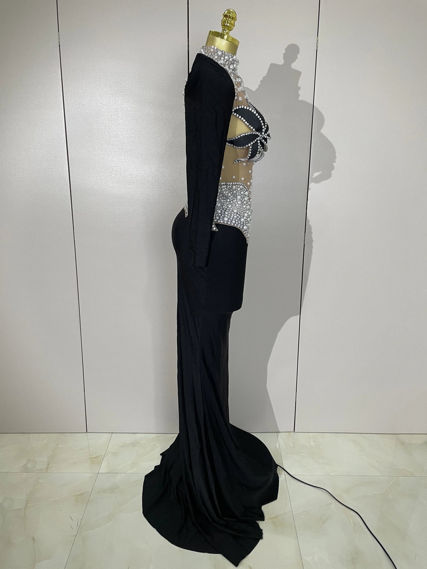 Luxury Sparkly Diamonds Pearl White See Through Mesh Long Dress Women Wedding Evening Party Stage Performance Photoshoot Dress
