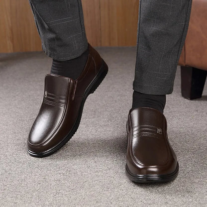 Handmade Genuine Leather Shoes Men Loafers Business Casual Shoes Classic Soft Leather Hombre Breathable Flat Shoes