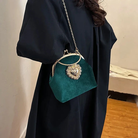 Chains Velvet Frame Heart Dinner Hand Bags Diamonds High Quality Shoulder and Crossbody Bags for Women 2024 Fashion Hot Sale