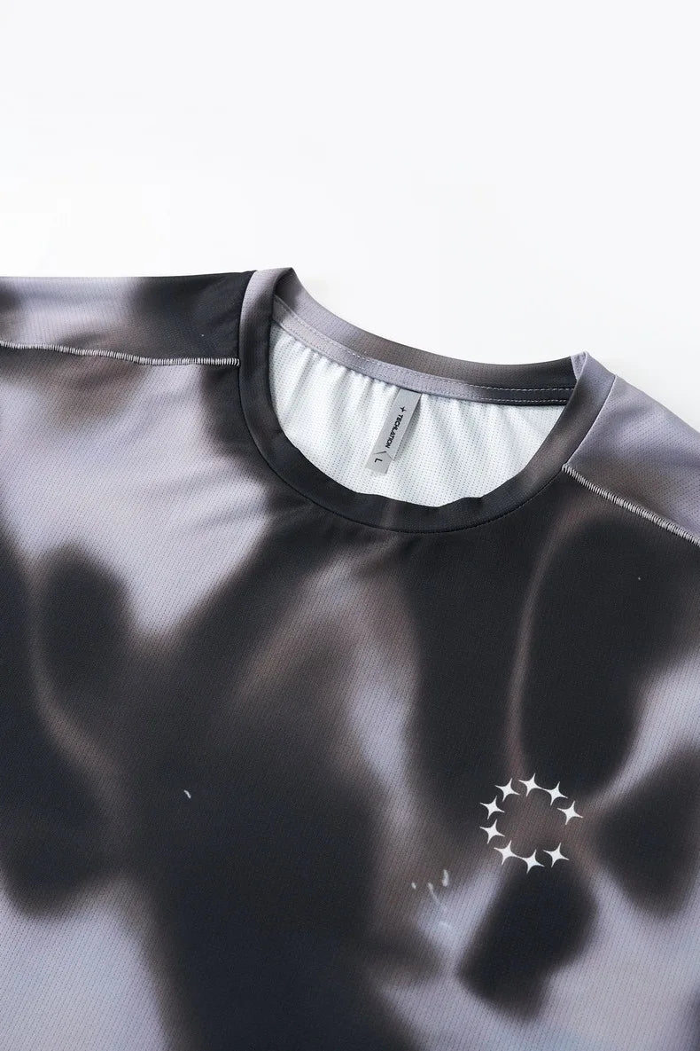 Men's Digital Camo Long-Sleeved T-Shirt: Lightweight, Breathable, Moisture-Wicking—Ideal for Outdoor Sports & Fitness