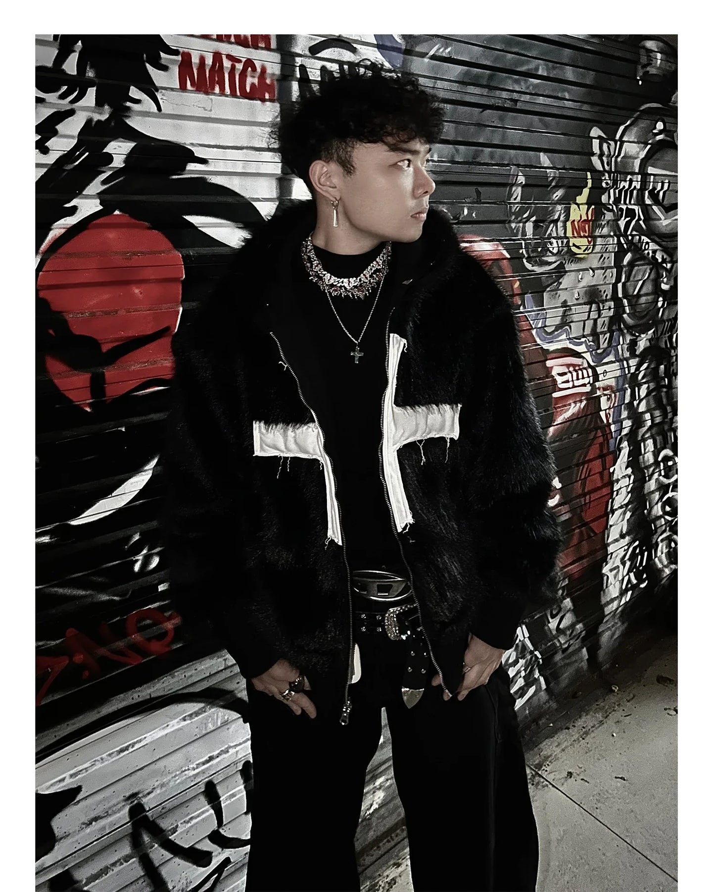 Winter Short Cool Warm Soft Hairy Faux Fur Coat Men with Hood Rivet Luxury Designer Punk Style Clothes Fluffy Jacket