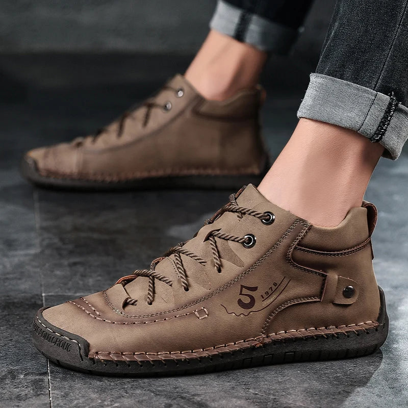 New Large-Sized 100% Cowhide Men's Boots Fashionable Casual Thick-Soled Breathable Men's Leather Shoes Outdoor Sports Chelsea