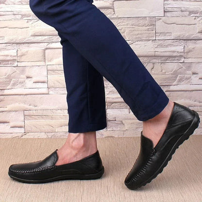 Fashion Leather Men Casual Shoes Luxury Brand Formal Men Loafers Moccasins Italian Breathable Slip on Male Boat Shoes Size 37-47