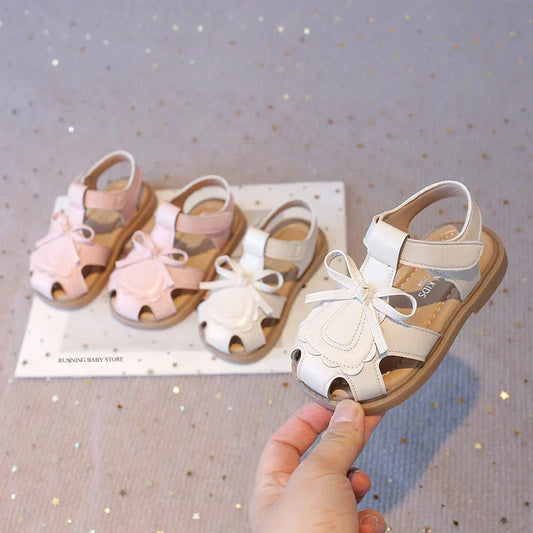 Girls Summer Sandals Toe-covered Anti-kick 2025 Brand New Children Flat Sandals Princess INS Hot Trend Toddler Clog Shoes I03055