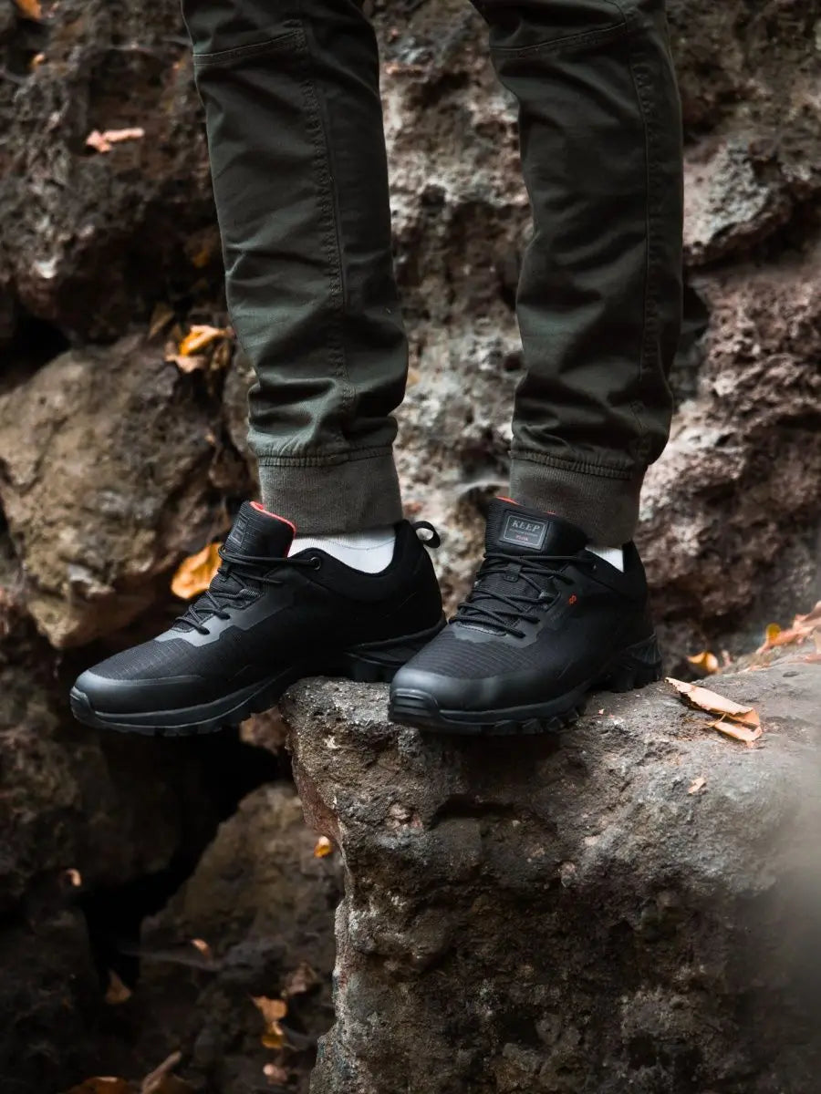 Men Hiking Shoes New Outdoor Climbing Waterproof Non-slip Wear-resistant Sneakers Male Casual Lace-Up Walking Shoes ﻿