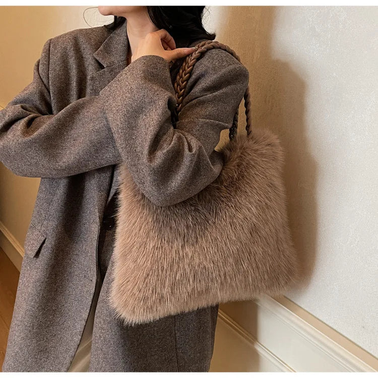 Fashion Women Furry Shoulder Bag Large Capacity Tote Handle Bag for Autumn Winter Outing Commuter Texture Versatile Storage Bags