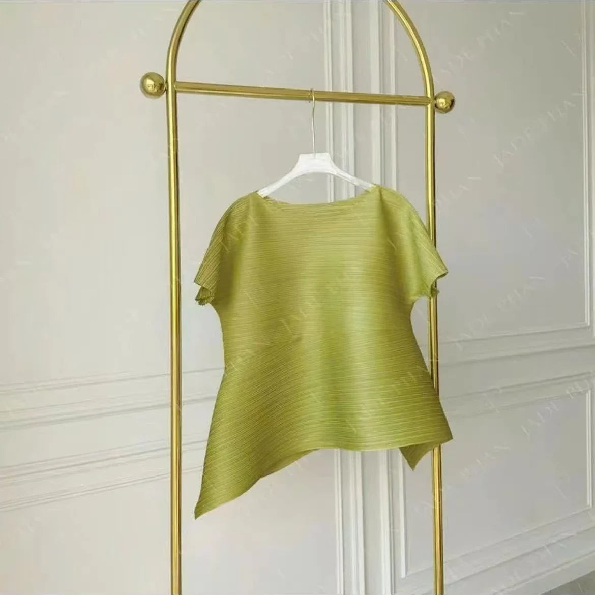 Miyake Irregular Short Sleeve Pleated Top Simple Loose Plus Size with Stretch T-Shirt Vacation Office Clothing Polyester Crepe