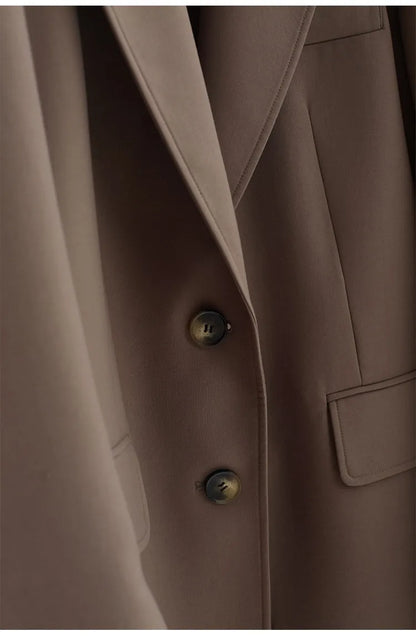 A Must-Have for Commuting~ 2026 Spring Women's Plus-Size Casual Blazer with Shoulder Pads, Oversized Loose Fit with a High-End Feel