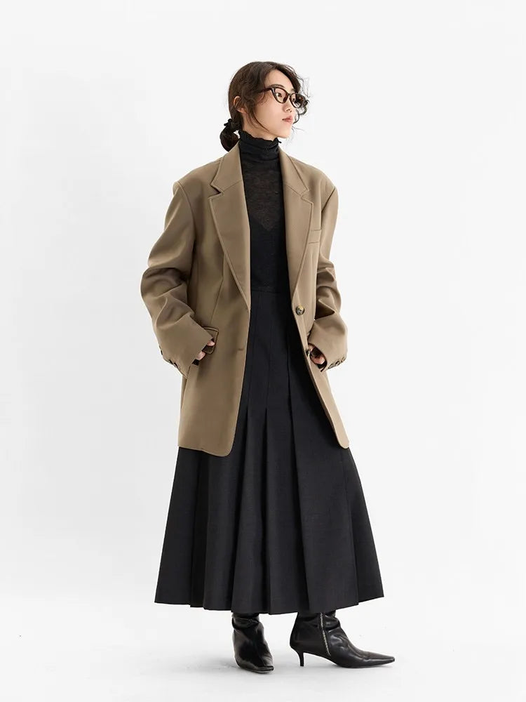 A Must-Have for Commuting~ 2026 Spring Women's Plus-Size Casual Blazer with Shoulder Pads, Oversized Loose Fit with a High-End Feel