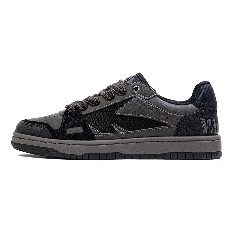 Casual Snake Year Black Mamba Men's Sneakers Low-Top Flat Sole Versatile Black Shoes for Spring Autumn Skateboarding Shoes