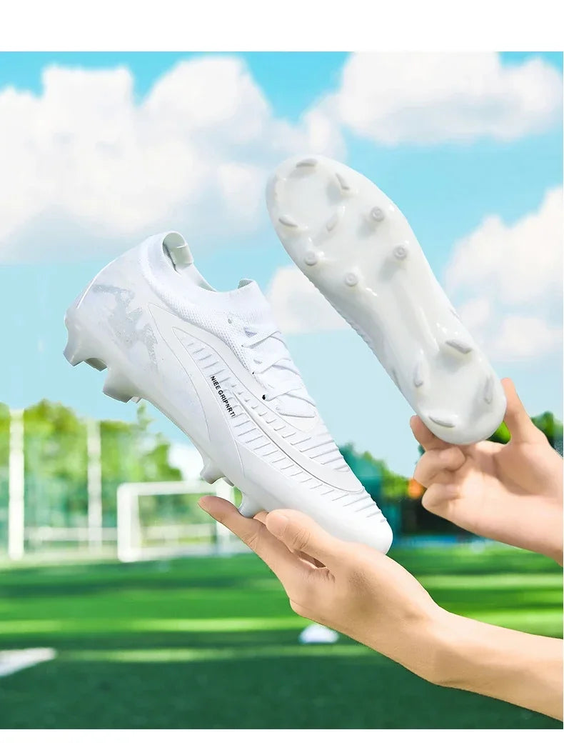New Men Football Boots Breathable Unisex Ultralight Wholesale Professional Indoor Training Soccer Shoes Futsal Drop Shipping