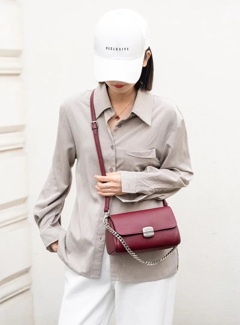 Supple Genuine Leather Women's Barrel Crossbody Bag - Commuter-Friendly Small Chain Strap Shoulder Bag for Everyday Chic