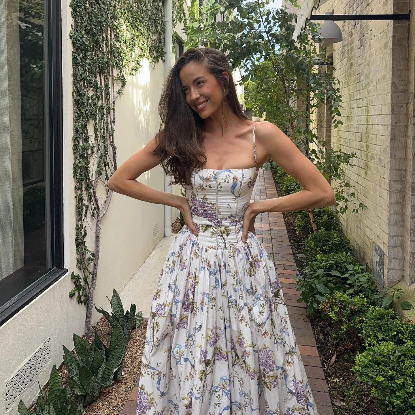 Summer Floral Print Dress Elegant 2025 New Arrivals Spaghetti Strap Flare Dress Maxi Holiday Party Dresses Women