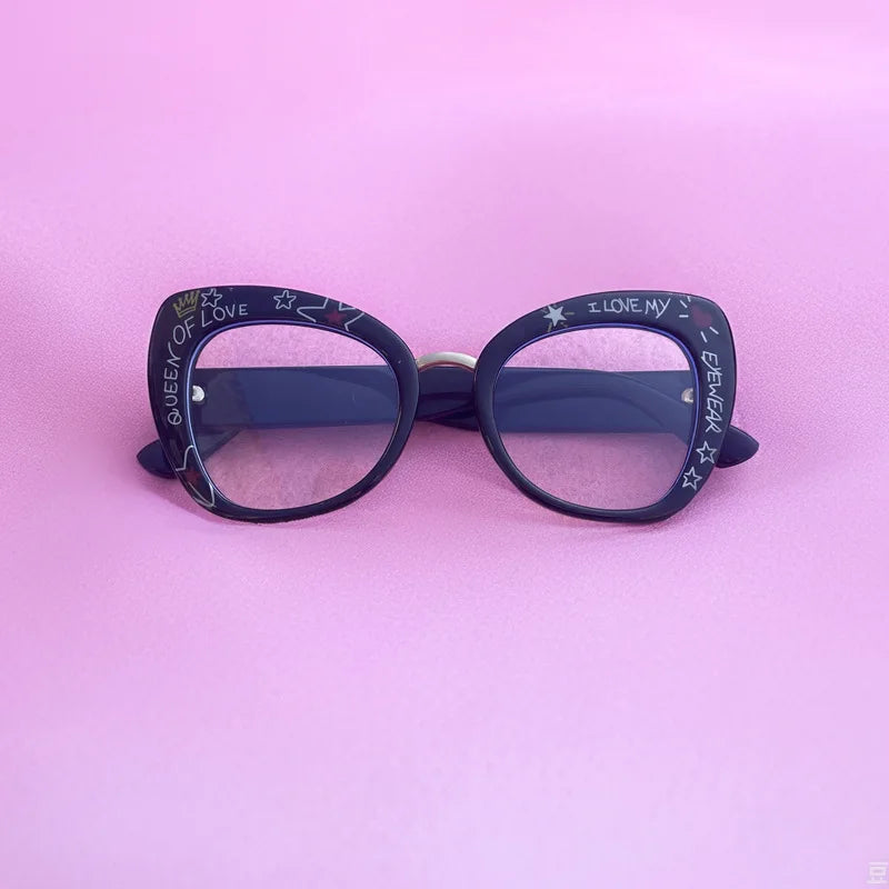Ins 2025 New Hand-drawn Graffiti Sunglasses Unique Text Personality Fashion Sun Glasses Women Men Cat Eye Gafas De Sol UV400