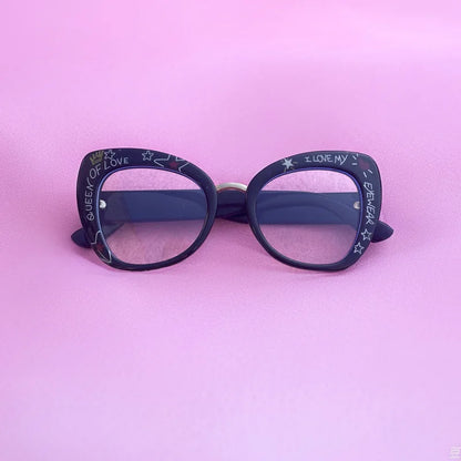 Ins 2025 New Hand-drawn Graffiti Sunglasses Unique Text Personality Fashion Sun Glasses Women Men Cat Eye Gafas De Sol UV400
