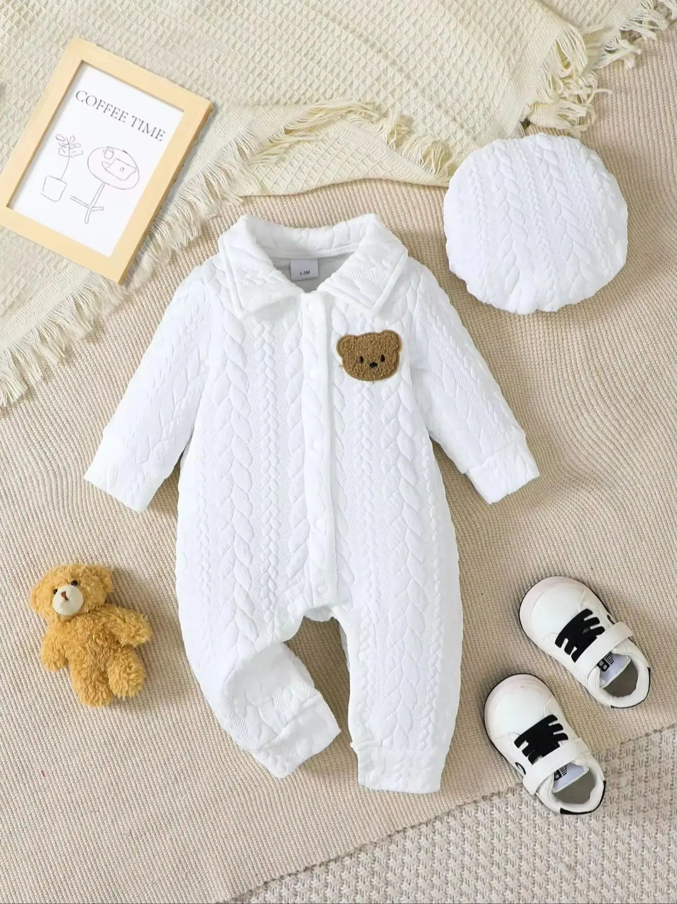 2pcs Baby Boy Long Sleeve Romper Suit with Cute Bear Pattern Includes Hat Casual Outfit for Autumn And Winter Wear