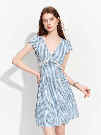 Women's 2026 Summer New Arrival French Pastoral Style V-Neck Lace Spliced Embroidered Dress Openwork Floral Plaid Pattern