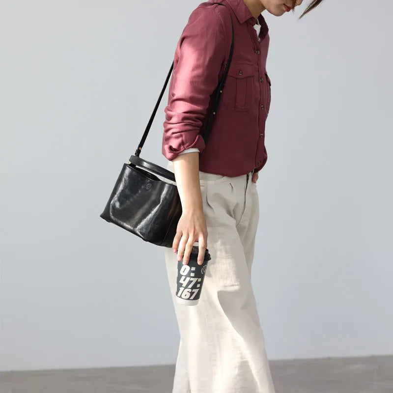 2024 New Arrival Genuine Leather Crossbody Bucket Bags Women Luxury Retro Small Handbag Soft Shoulder Bag