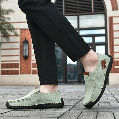 New Soft Men Loafers Slip On Leather Casual Shoes For Men Moccasins Plus Size 38-48 Flats Sneakers Men Handmade Design Man Shoes